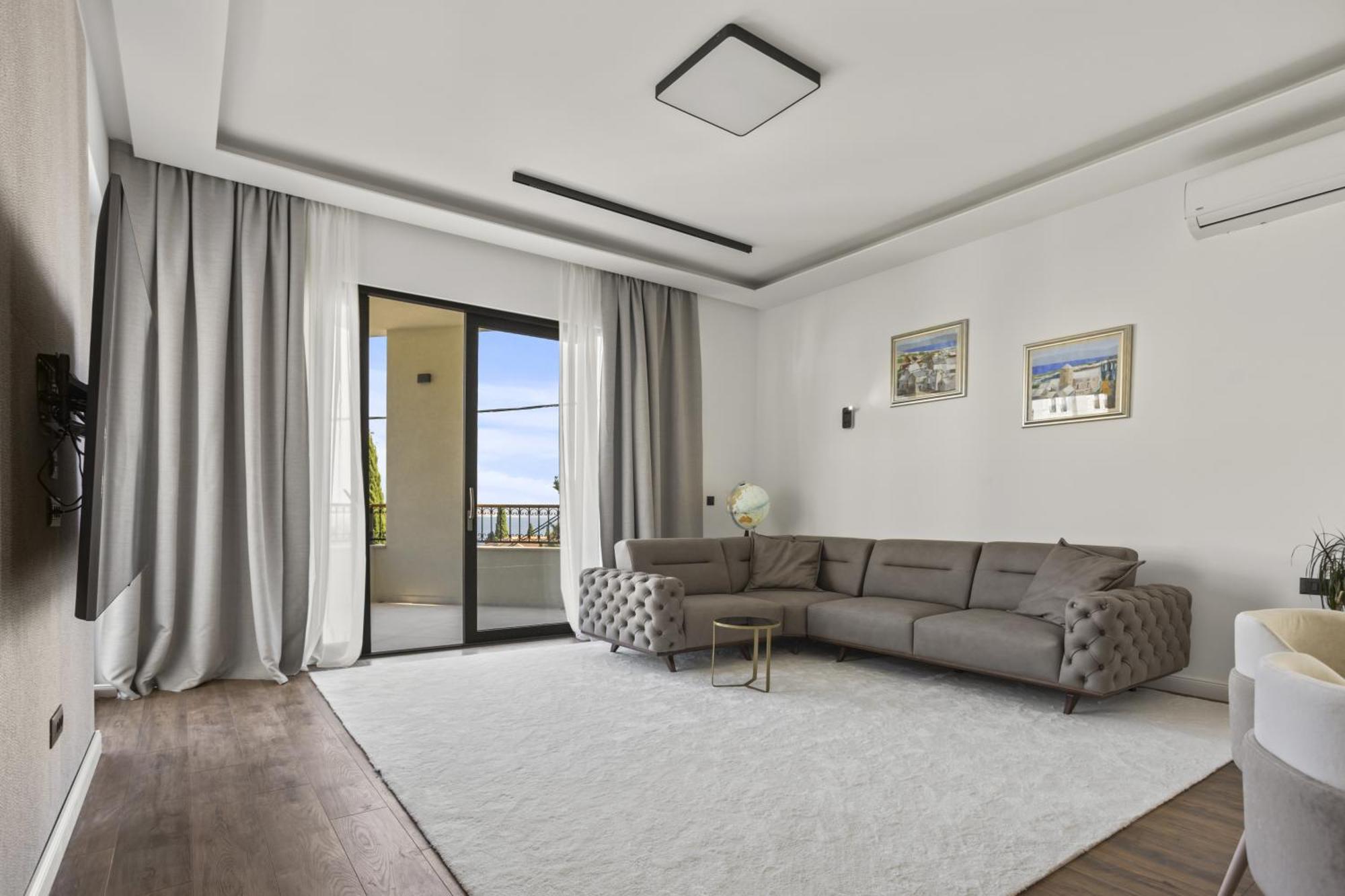 Luxury Penthouse Duce Apartment Exterior photo